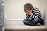 دلایل ایجاد افسردگی در کودکان