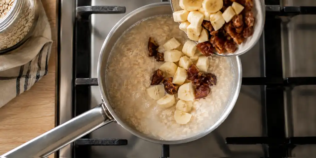 breakfast with banana and dates oab 13