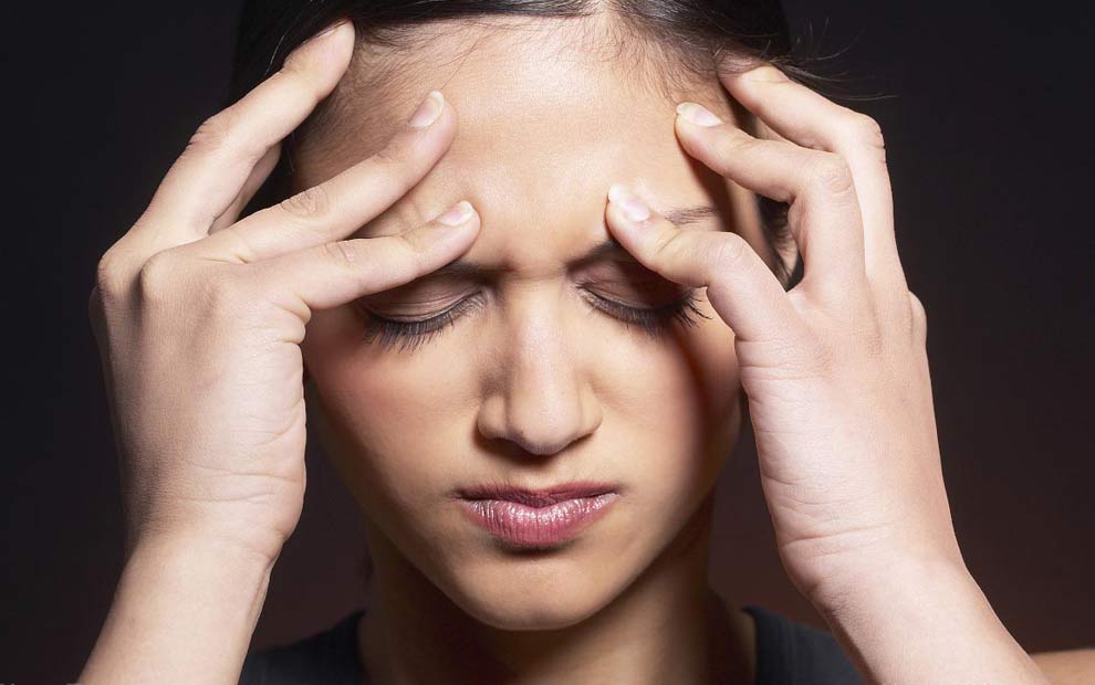 8 سردرد رایج و درمان آنها