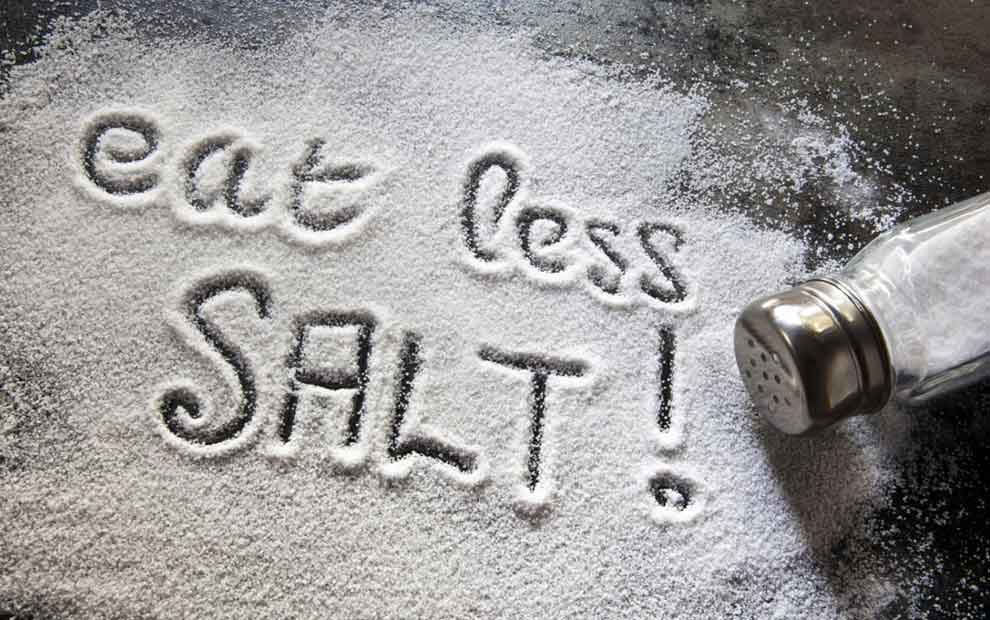 توصیه-های-تغذیه-ای-درمورد-نمک