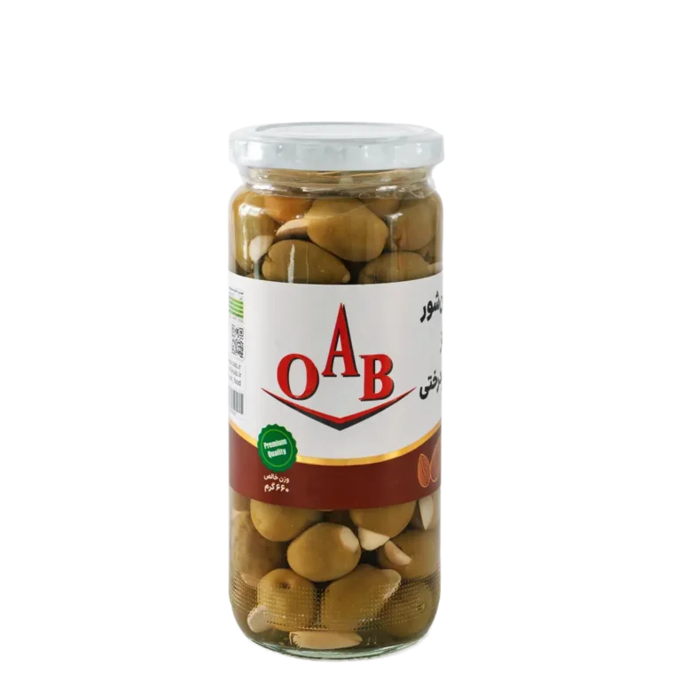 زیتون شور با مغز بادام درختی ۵۰۰ گرمی
